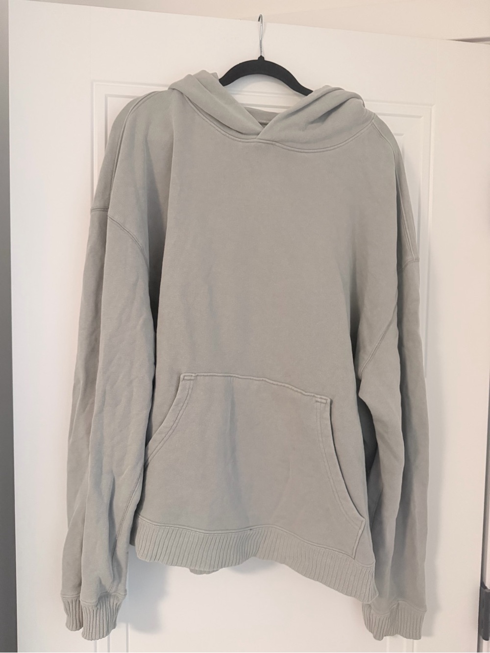 Women's Oversized Hoodie in Light Gray